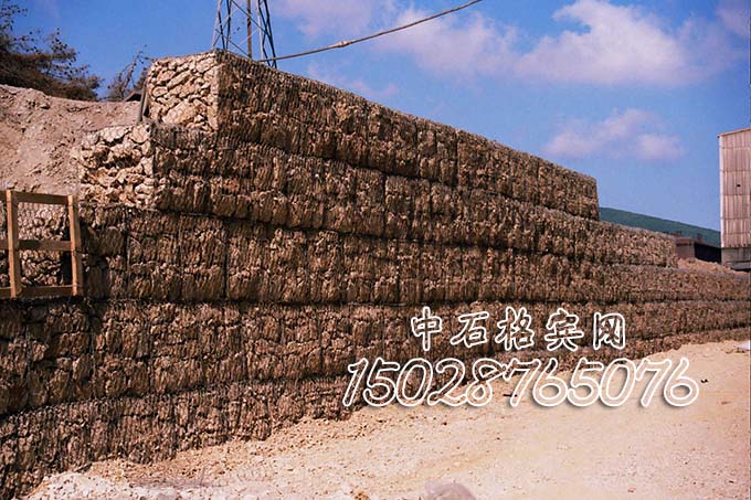 鍍鋅覆塑格賓網擋墻15028765076