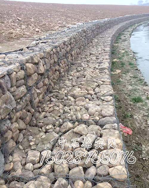 護岸固濱石籠